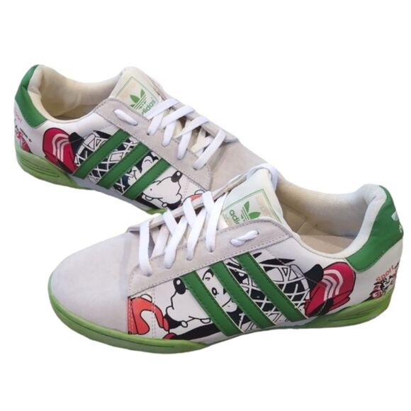 Rare Adidas Disney Goofy Golf Shoes